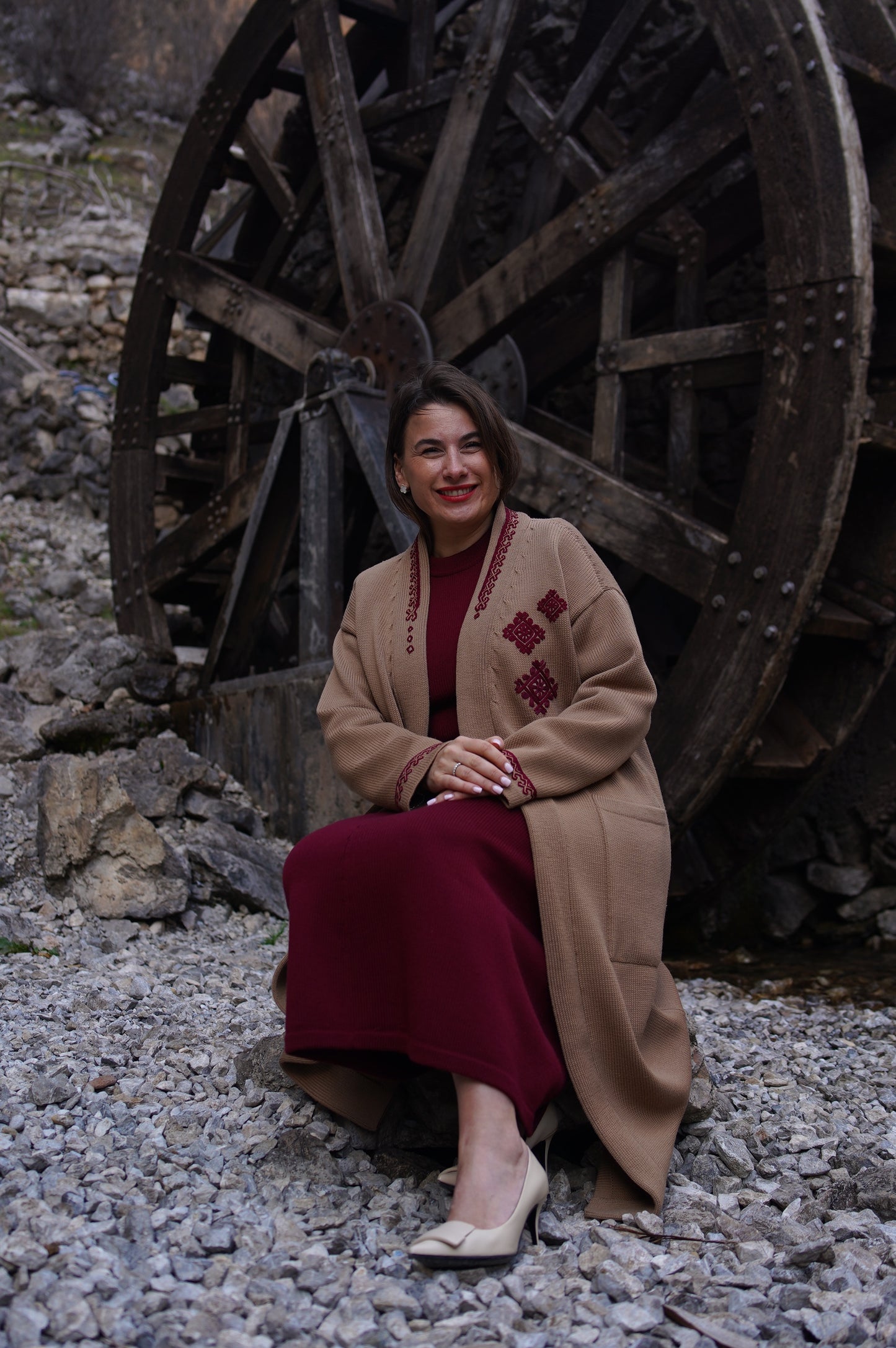 Camel cardigan with heart