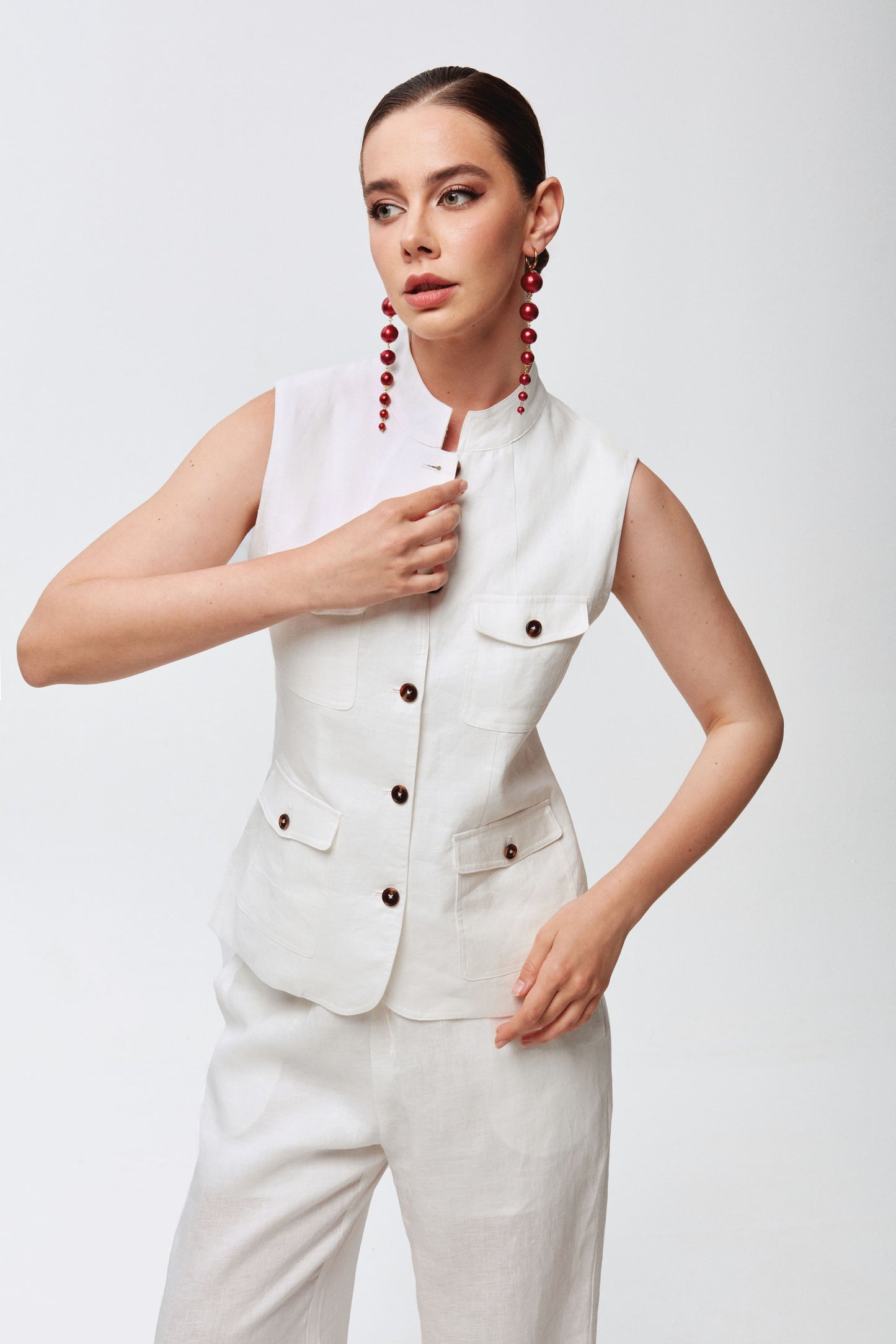 White linen set with vest and trousers
